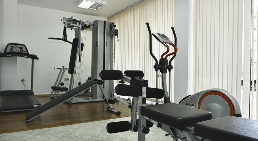 Royal Sun Holiday Apartments ซันนีบีช ภายนอก รูปภาพ