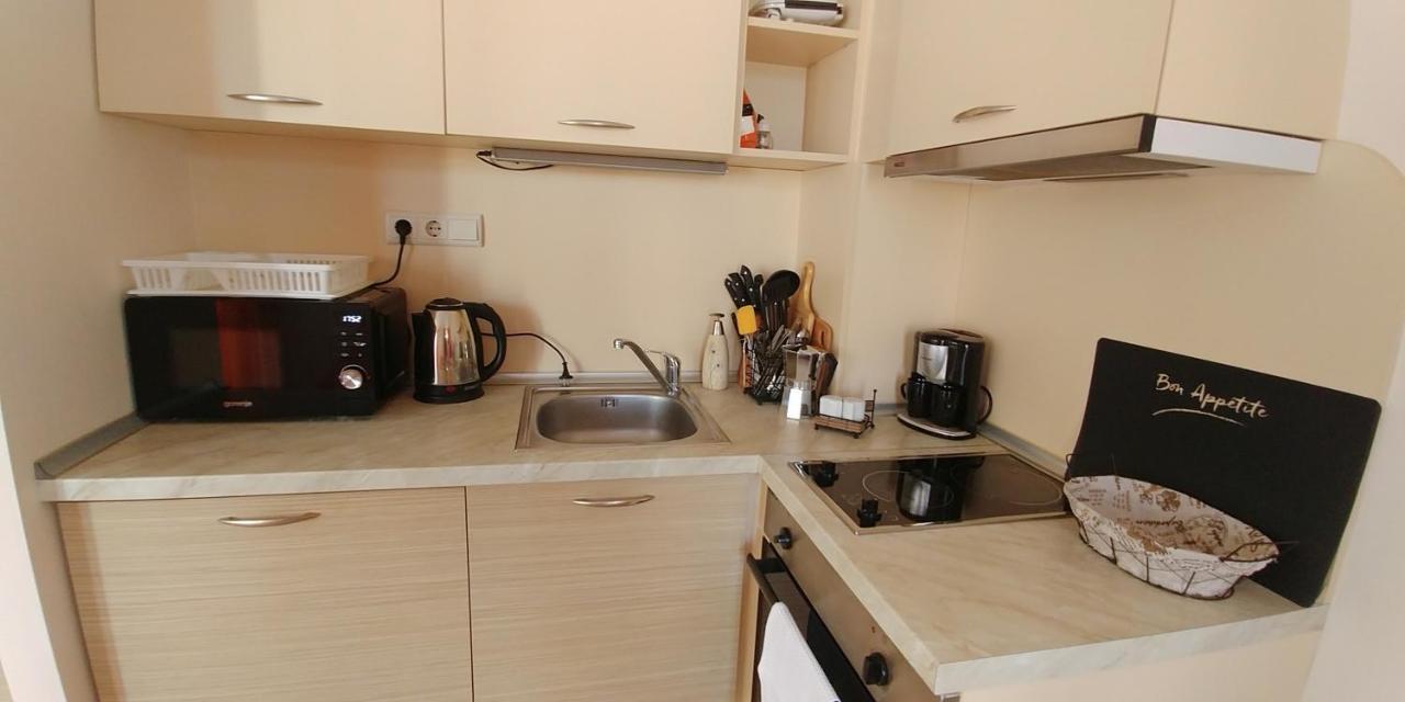 Royal Sun Holiday Apartments ซันนีบีช ภายนอก รูปภาพ