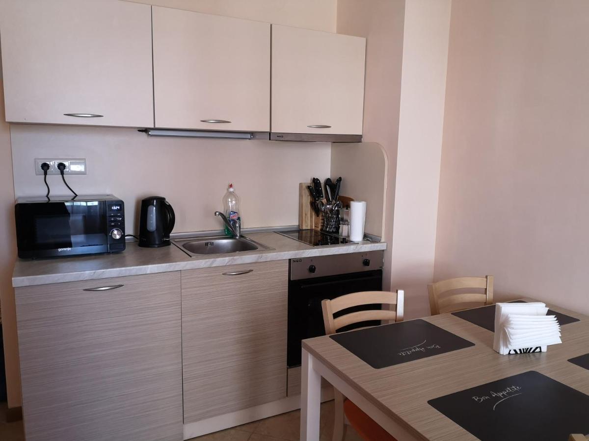 Royal Sun Holiday Apartments ซันนีบีช ภายนอก รูปภาพ