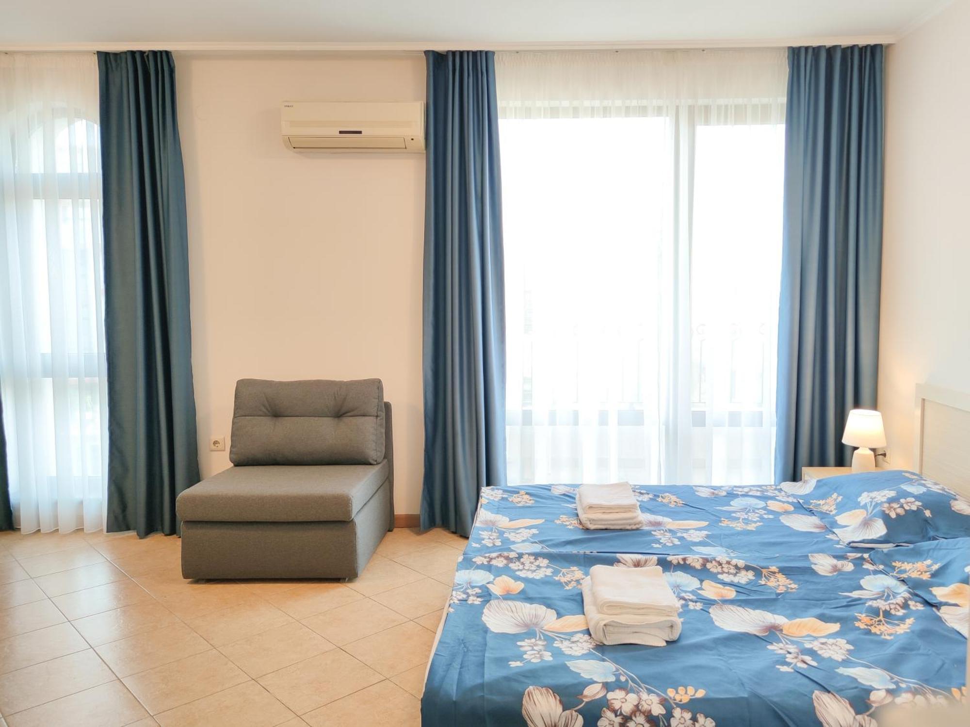 Royal Sun Holiday Apartments ซันนีบีช ภายนอก รูปภาพ