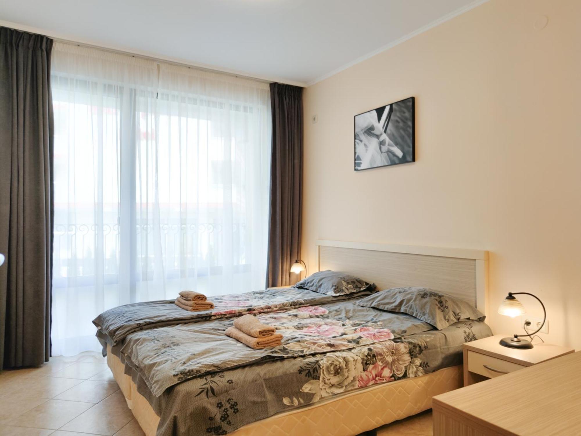 Royal Sun Holiday Apartments ซันนีบีช ภายนอก รูปภาพ