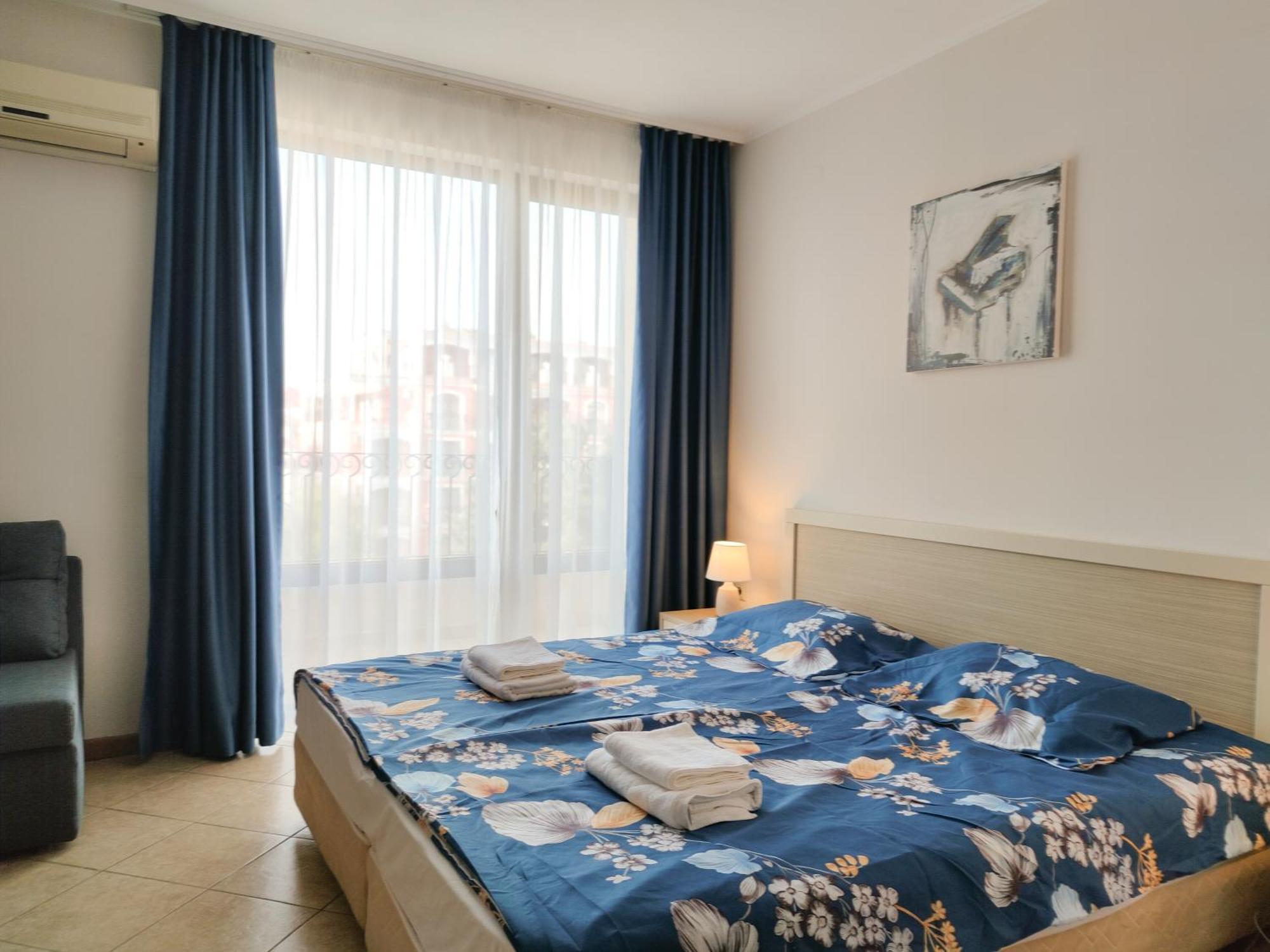 Royal Sun Holiday Apartments ซันนีบีช ภายนอก รูปภาพ